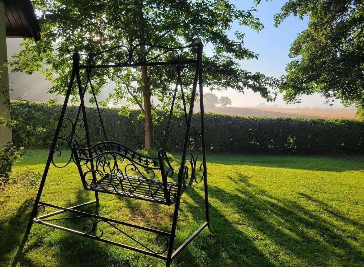 Aespoegarden Bed & Breakfast Klagstorp Luaran gambar